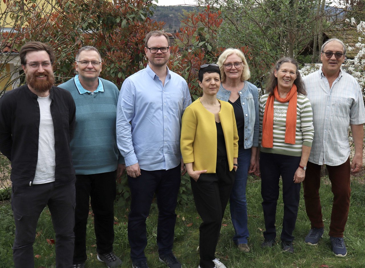 Für den Kreistag kandidieren (von links): Sebastian Lindenmayer, Christoph Leiz, Tobias Feindler, Dr. Eva Edelmann-Ohler, Alice Engelhardt, Regina Ryba und Karl-Hermann Rist. Foto: Peter Alexander