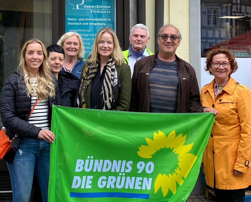 Unsere grüne Ministerin für Umwelt, Klima & Energiewirtschaft war heute zusammen mit unserer Landtagsabgeordneten Dorothea Wehinger im UmweltZentrum Stockach.